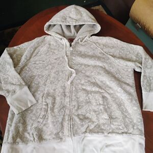(1024) Vintage Merona Creme Zip Up Hoodie Size: 3